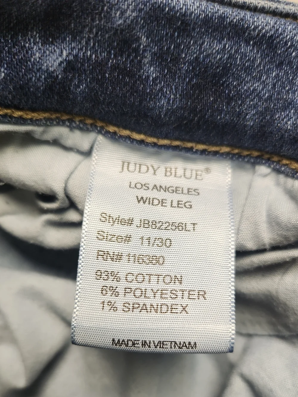 Judy Blue Wide Leg Cropped Jeans